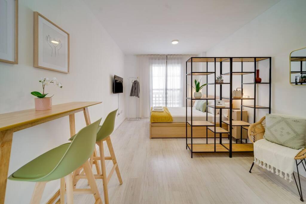 Sophisticated Studio In The Center Of Malaga Exterior photo