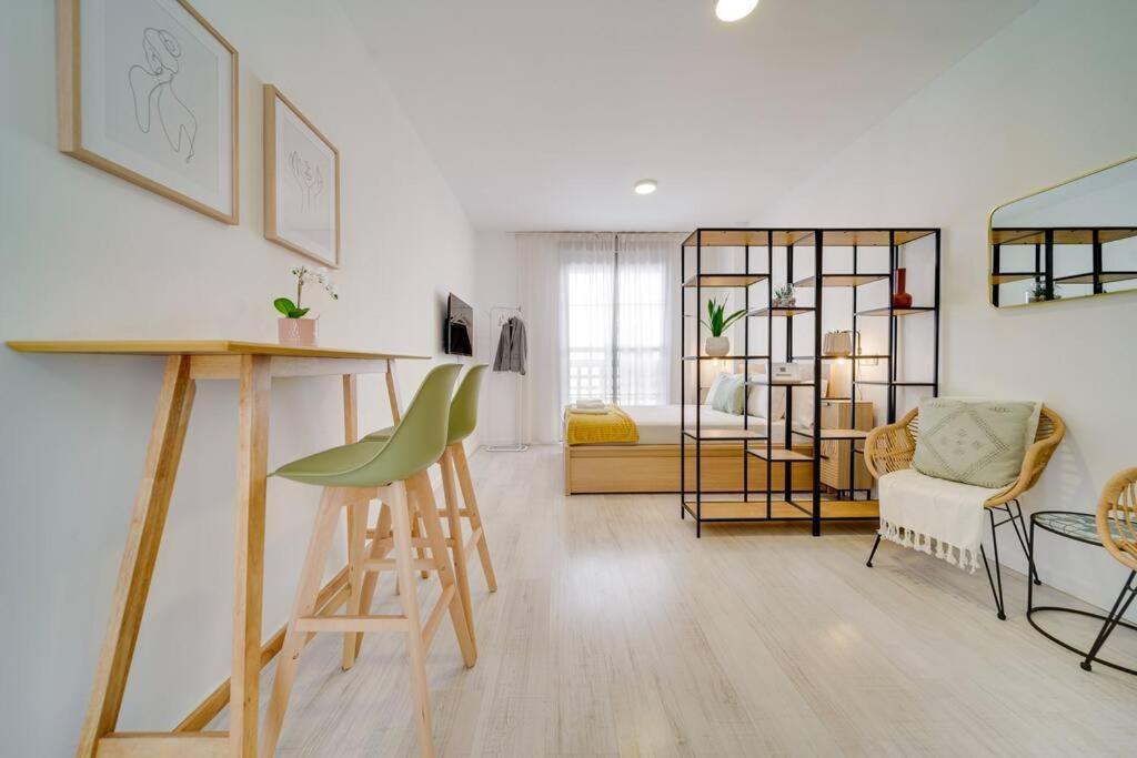 Sophisticated Studio In The Center Of Malaga Exterior photo